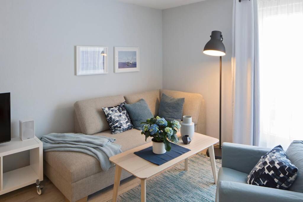 Exklusives Apartment Inklusive Netflix Und Parkplatz Karlsruhe Exteriör bild