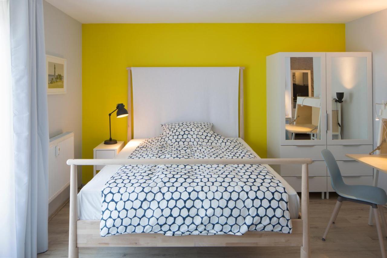 Exklusives Apartment Inklusive Netflix Und Parkplatz Karlsruhe Exteriör bild
